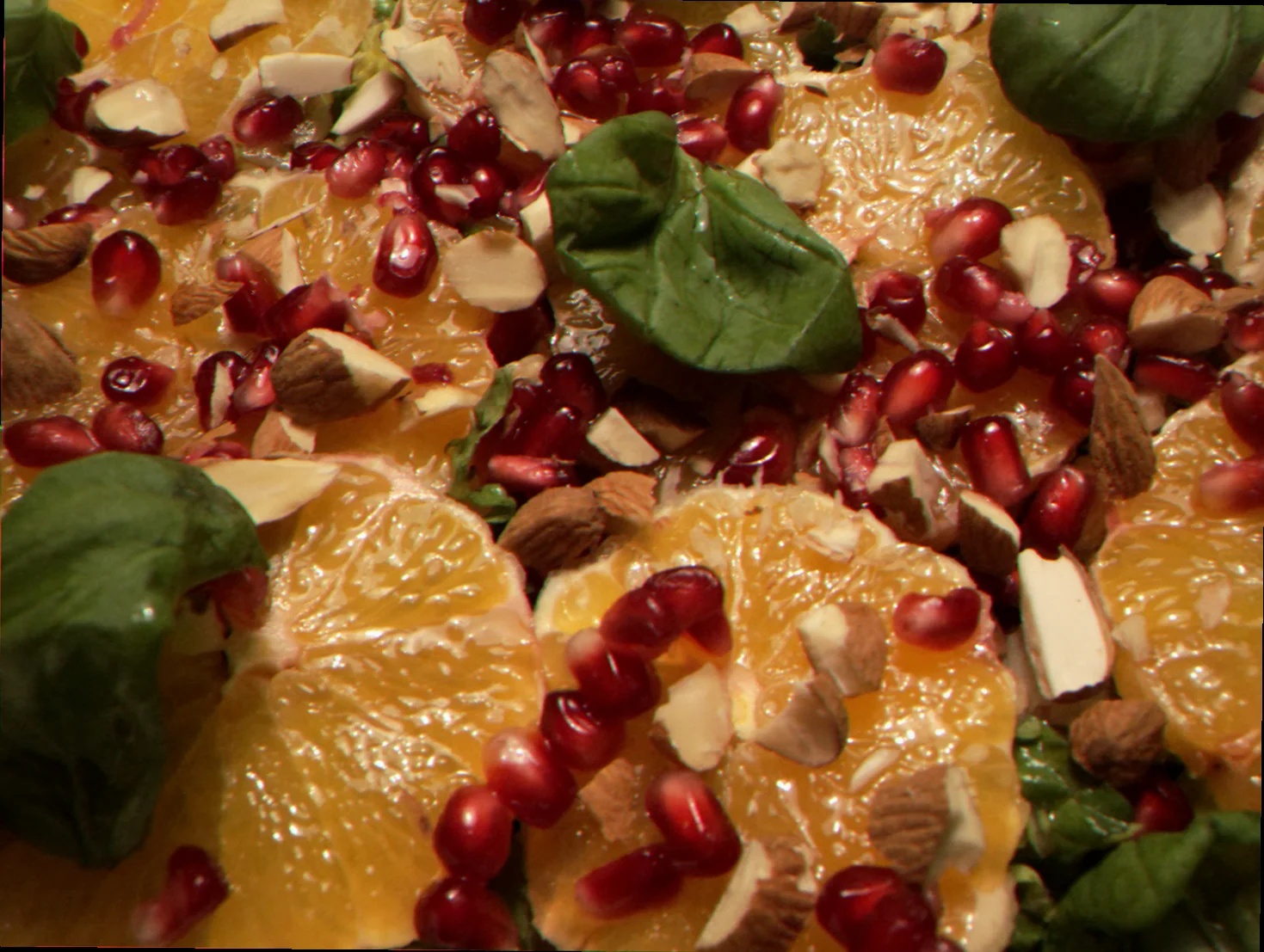 Appelsinsalat med granatæble billede