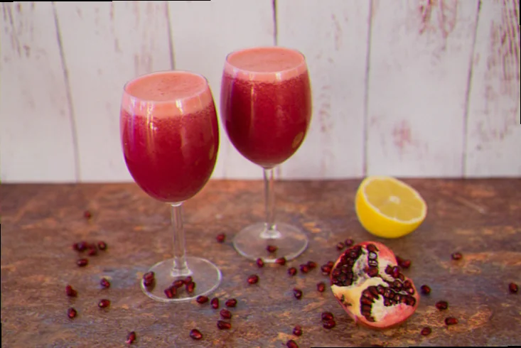 Granatæble juice helsam billede