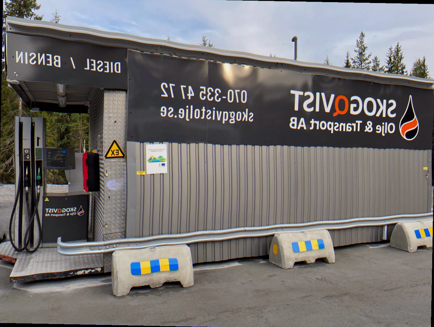 Tankstation i nærheden åben nu billede